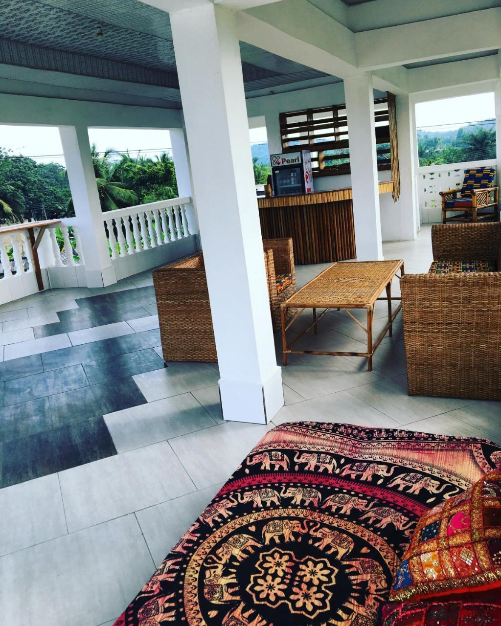 Serenity Haven Lodge Busua Buitenkant foto